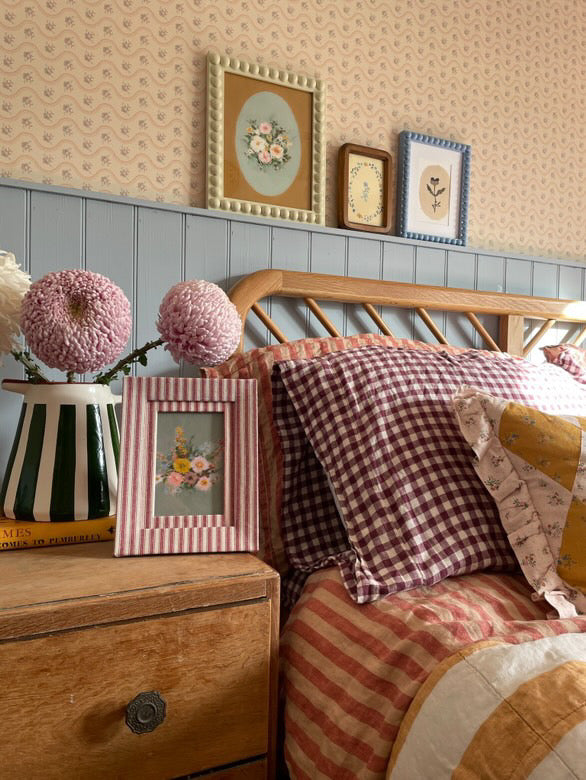 Red Stripe Fabric Frame