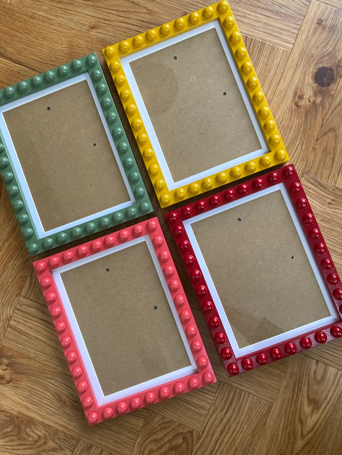 Coral Bobbin Frame