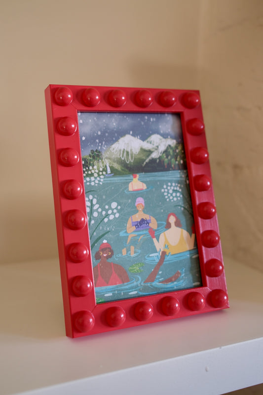 Red Bobbin Frame