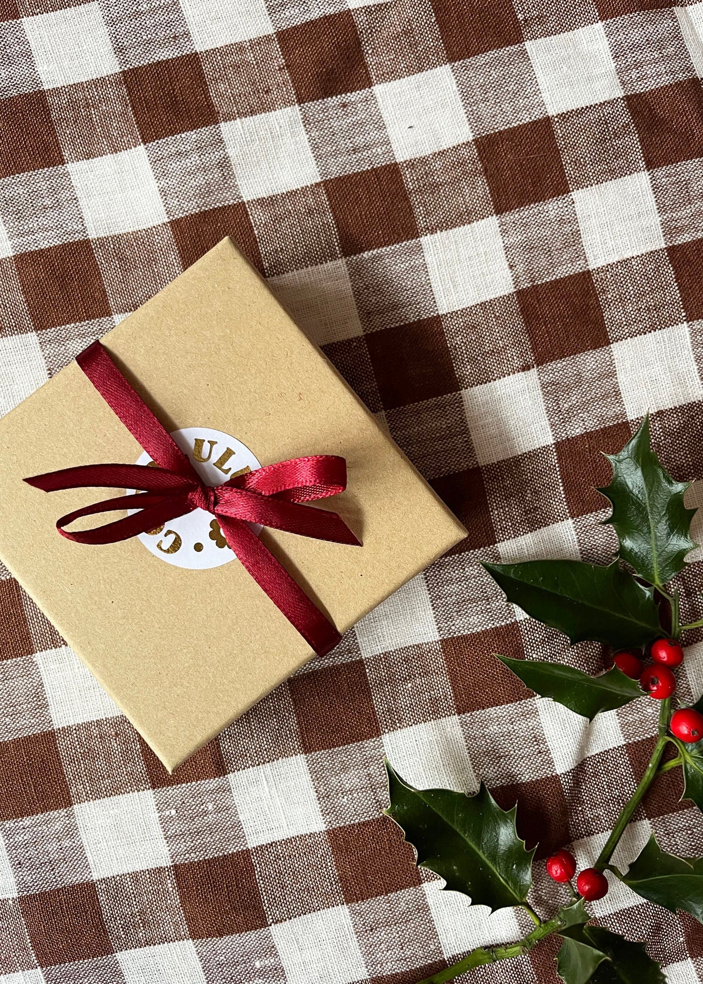 Velvet Bow Glass Bauble