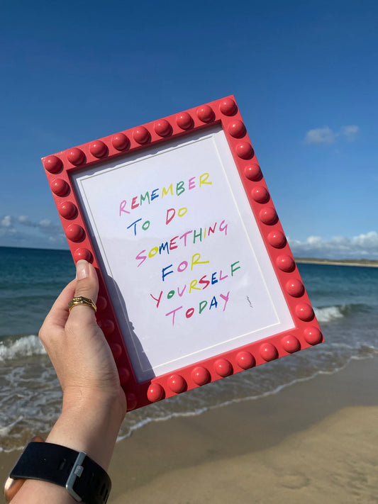 Coral Bobbin Frame
